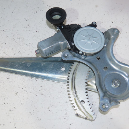 Mecanisme+moteur leve-glace ard occasion  Toyota RAV 4 IV (_A4_) 2.0 d (wwa42_) (2015-2018)   6980342050 
