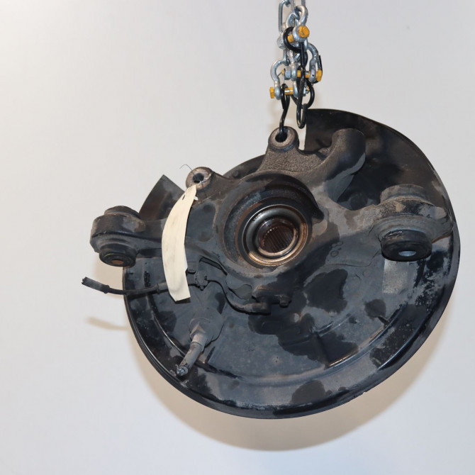 Moyeu ard occasion  Land rover RANGE ROVER SPORT I (L320) 3.0 d 4x4 (2010-2013)   LR045824  2