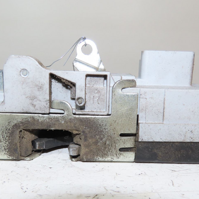 Serrure porte avd occasion  Citroën BERLINGO / BERLINGO FIRST Monospace (MF_, GJK_, GFK_) 1.6 hdi 90 (mf9hx) (2005-2008)   9136J4  3