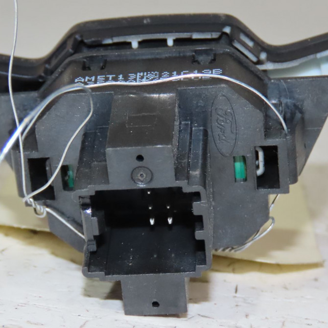 Bouton de warning occasion  Ford TRANSIT COURIER B460 Camionnette/Monospace 1.5 tdci (2014)   1690881  3