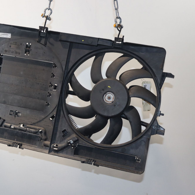 Moteur ventilateur radiateur occasion  Audi Q5 (8RB) 2.0 tdi quattro (2012-2017)   8K0121003L  2