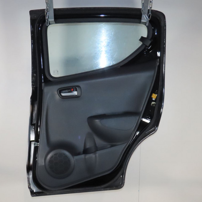 Porte arrière droite occasion  Nissan PIXO (UA0) 1.0 (2009) 5 portes   821004A00C  1