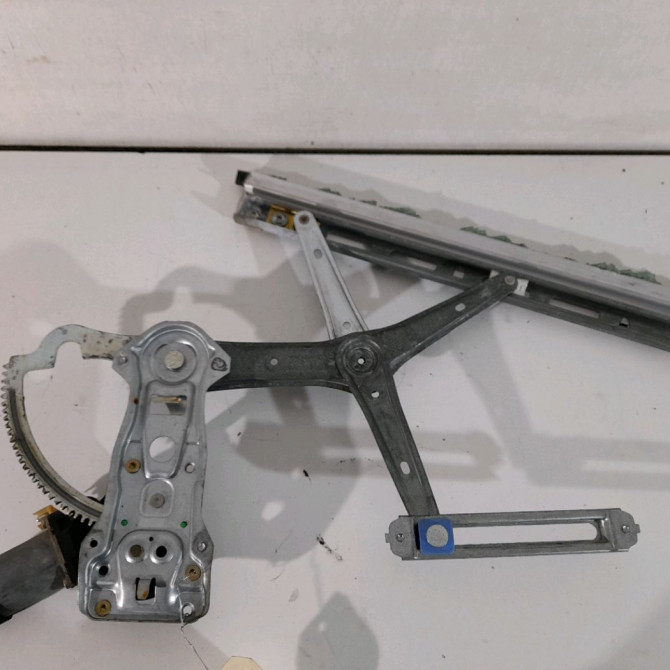 Mecanisme + moteur lève-glace avant droit occasion  Mercedes-benz SLK (R170) 200 (170.435) (1996-2000)   1707200846  3