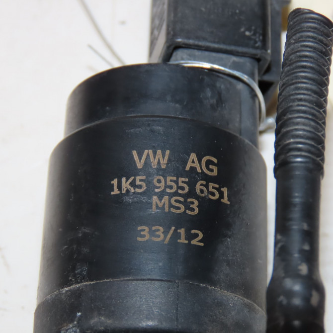 Pompe lave-glace avant occasion  Volkswagen vw BEETLE (5C1, 5C2) 1.6 tdi (2011-2016)   1K5955651  2