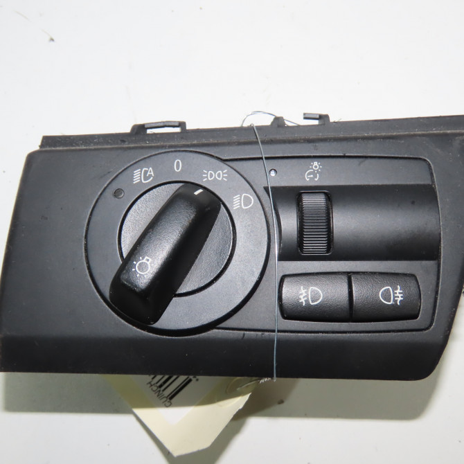 Interrupteur commande de phares occasion  Bmw X3 (E83) Xdrive 30 d (2008-2010)   61313420278  1