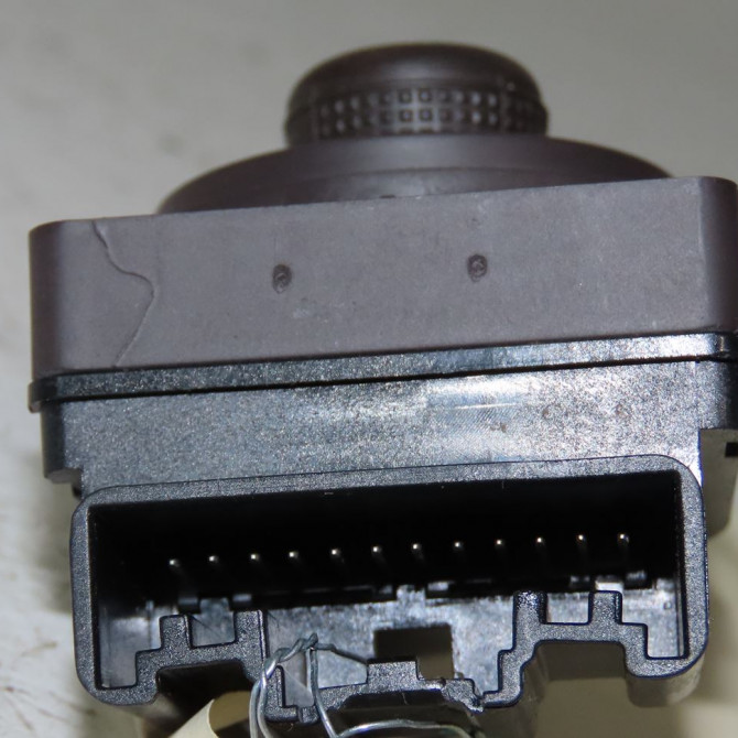 Commande retroviseur exterieur electrique gauche occasion  Opel MERIVA B Monospace (S10) 1.7 cdti (75) (2010-2017)   13271828  4