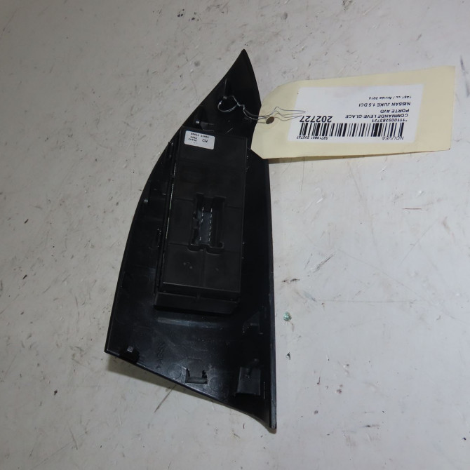 Commande lève-glace porte avant droite occasion  Nissan JUKE (F15) 1.5 dci (2010) 5 portes   254111KL5A  3