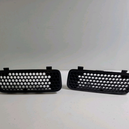 Calandre occasion  Renault SCÉNIC I Monospace (JA0/1_, FA0_) 1.6 (ja00, ja16, ja15, ja19, ja1v, ja2b, ja2c, ja0b,... (1999-2003) 5 portes   7700428466 