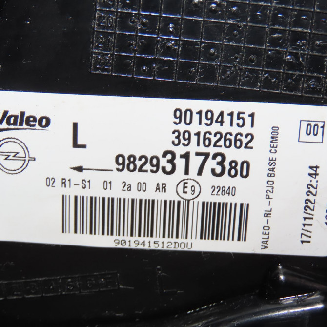 Feu arrière gauche occasion  Opel CORSA F 1.5 (68) (2019)   9829317380  2