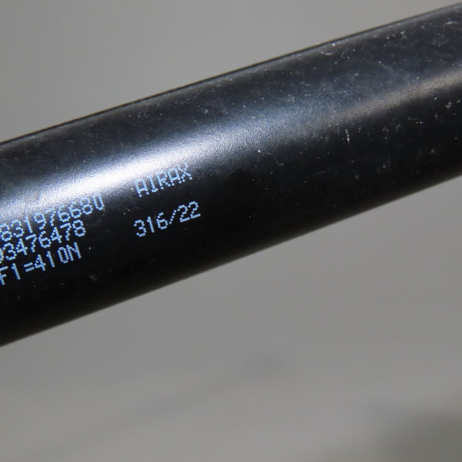 Verin gauche hayon occasion  Opel CORSA F 1.2 (68) (2019)   9831976680  2