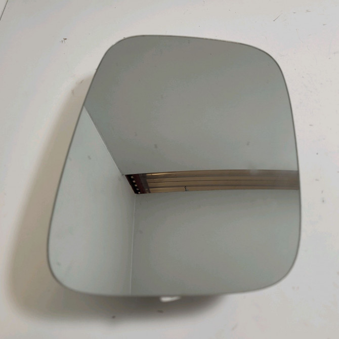 Glace  retroviseur exterieur droit occasion  Volkswagen vw TRANSPORTER V Camionnette (7HA, 7HH, 7EA, 7EH) 1.9 tdi (2006-2009)   7H1857522S  1