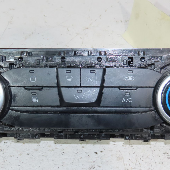 Commande de chauffage occasion  Ford TRANSIT V363 Camionnette (FCD, FDD) 2.0 ecoblue (2016)   2397327  1