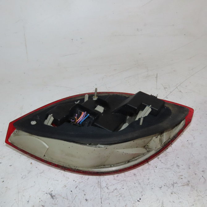 Feu arrière gauche occasion  Ford KA (RB_) 1.3 i (1996-2008)   1120331  3