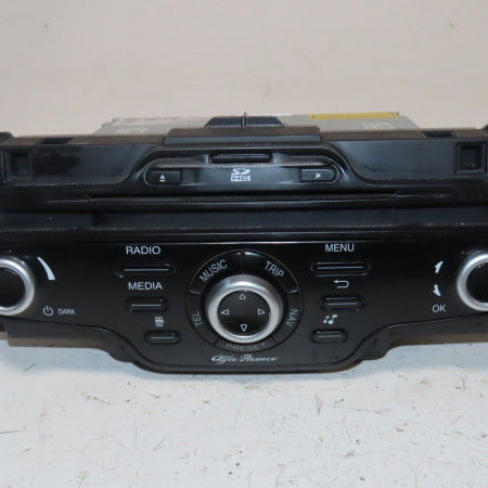 Autoradio occasion  Alfa romeo GIULIETTA (940_) 2.0 jtdm (940.fxl1a) (2010-2020)   156101806 