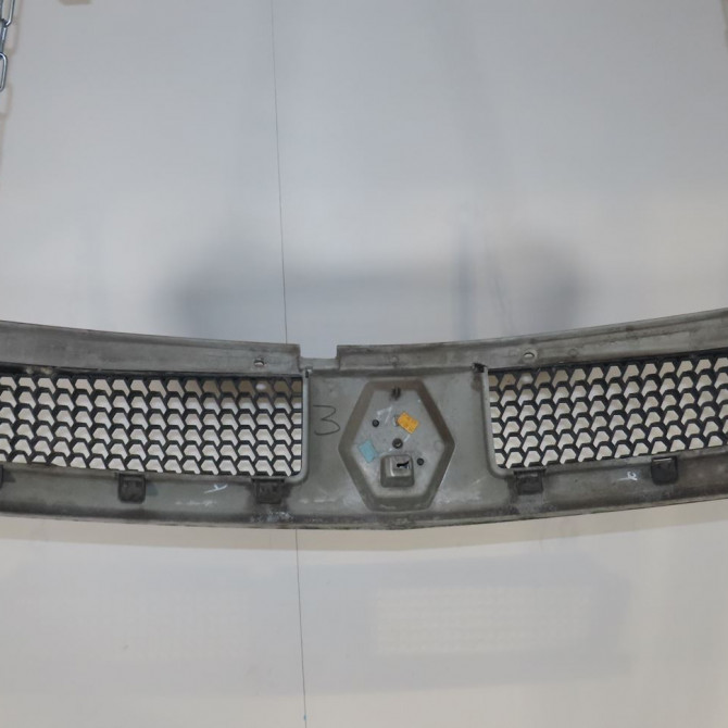 Calandre occasion  Renault MASTER II Camion plate-forme/Châssis (ED/HD/UD) 2.2 dci 90 (2000)   7701057086  2