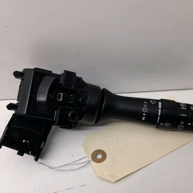 Commande essuie glace occasion  Toyota VERSO (_R2_) 1.6 (zgr20_) (2009-2018)   8465205190  1