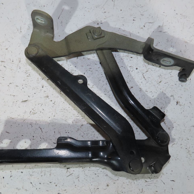 Compas d capot occasion  Peugeot 3008 SUV (MC_, MR_, MJ_, M4_) 1.2 thp/ puretech 130 (mrhnsm, mrhnsu, mrhnsj, mrhnyw,... (2016)   9814188880  2