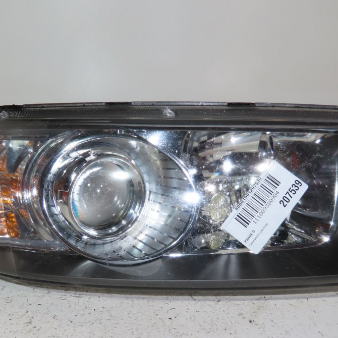 Phare droit occasion  Chevrolet CAPTIVA (C100, C140) 2.2 d (2011)   95937922  1