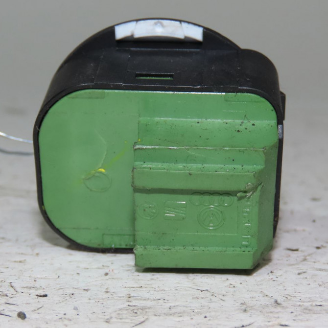 Commande rétroviseurs extérieures électriques occasion  Volkswagen vw BEETLE (5C1, 5C2) 1.6 tdi (2011-2016)   5C1959565CWHS  3