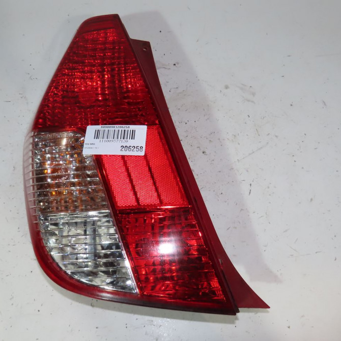 Feu arrière gauche occasion  Hyundai I10 I (PA) 1.1 (2011-2013)   924010X020  1