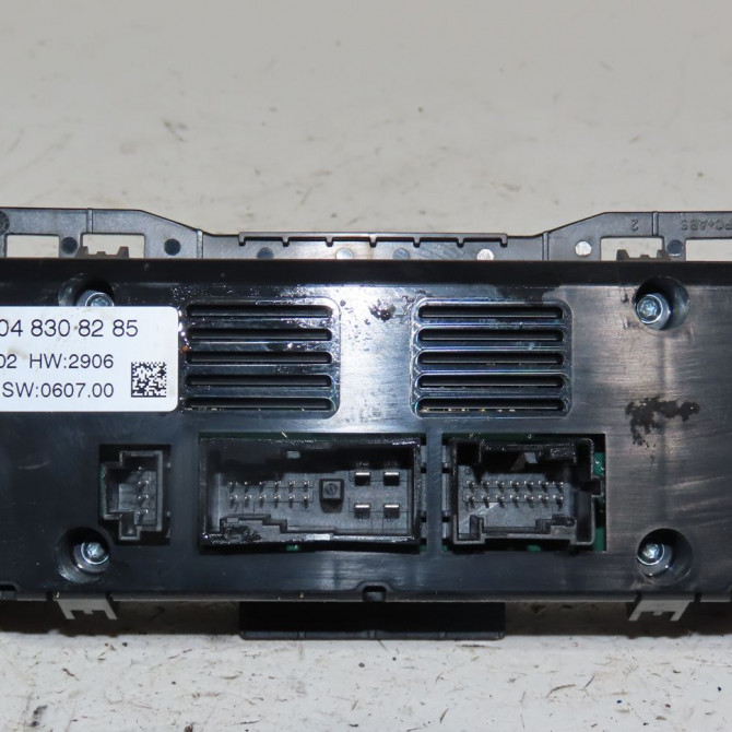 Commande de chauffage occasion  Mercedes-benz CLASSE C (W204) C 220 cdi (204.008) (2007-2008) 4 portes   2048308285  3