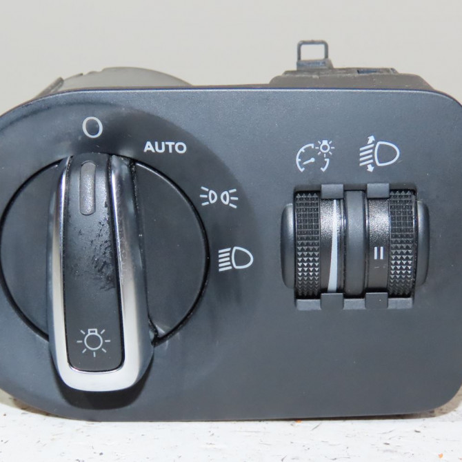 Interrupteur commande de phares occasion  Audi A3 Sportback (8PA) 2.0 tdi 16v (2004-2013) 5 portes   8P1941531EA  1