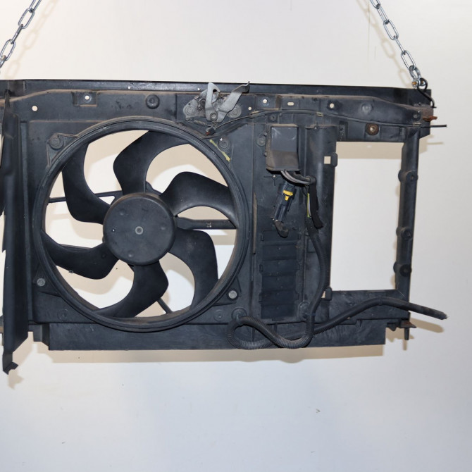 Face avant occasion  Peugeot 307 CC (3B) 2.0 hdi 135 (2005-2009)   7104CF  1