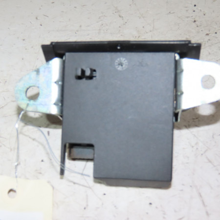 Serrure hayon occasion  Audi A1 Sportback (GBA) 25 tfsi (2018)   2G6827505B9B9 