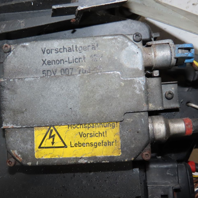 Phare gauche occasion  Audi A6 C5 Avant (4B5) 2.5 tdi quattro (2000-2005)   4B0941003BH  3