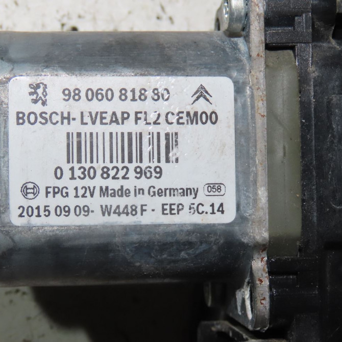 Mecanisme+moteur leve-glace avg occasion  Peugeot 208 I (CA_, CC_) 1.2 vti 82 (2012)   9816402180  2
