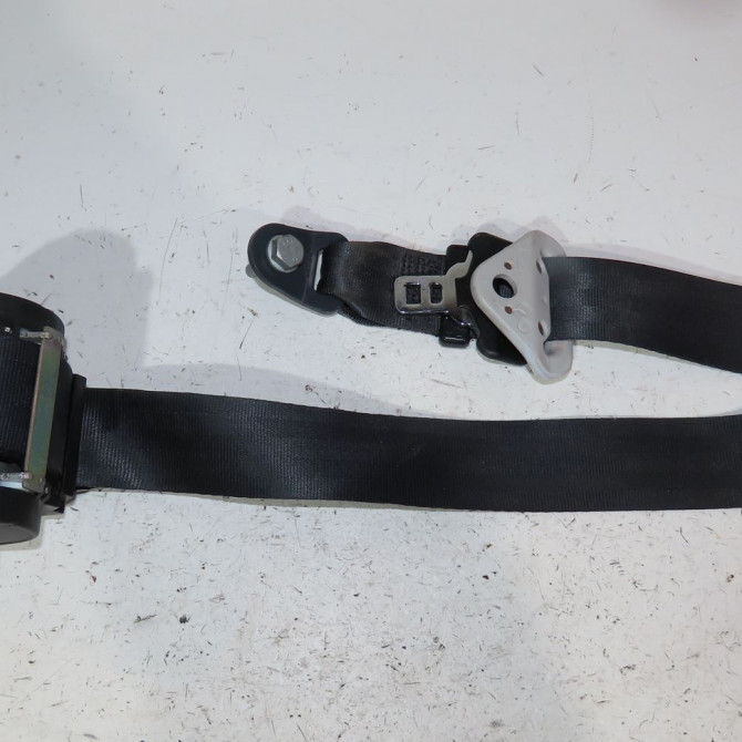 Ceinture arrière droite occasion  Citroën C3 PICASSO (SH_) 1.6 vti 120 (2009)   8975ES  1