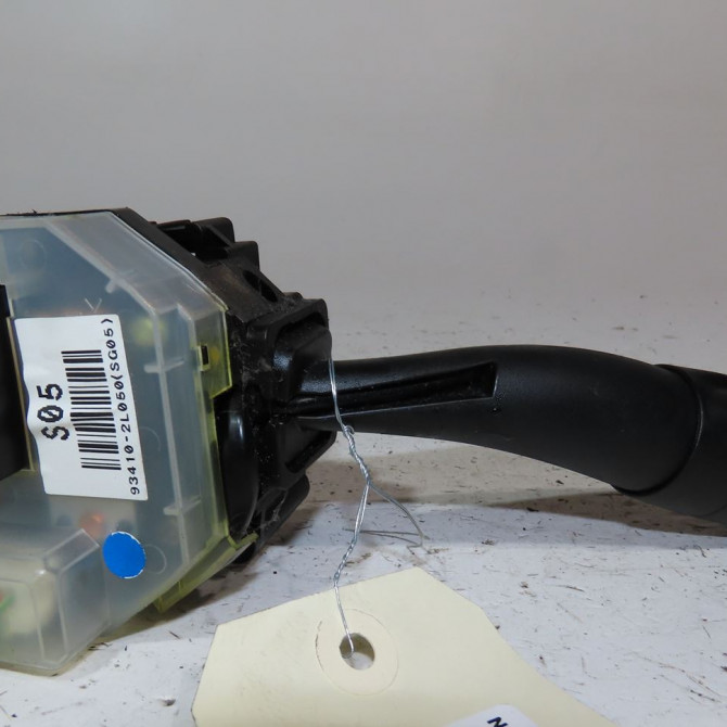 Commande eclairage occasion  Hyundai I30 (FD) 1.6 crdi (2007-2011)   934102L050  3