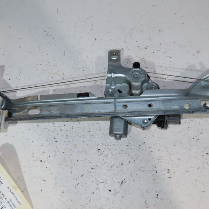 Mecanisme+moteur leve-glace ard occasion  Peugeot 3008 Monospace (0U_) 1.6 hdi (2009-2016) 5 portes   1607674980  1