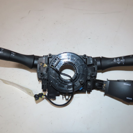 Bloc commodos occasion  Dacia SANDERO III 1.0 tce 100 eco-g (2021)   255670975R 