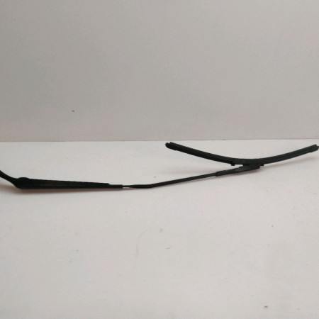 Bras essuie-glace avant droit occasion  Audi A3 Sportback (8VA, 8VF) 1.6 tdi (2012) 5 portes   8V1955407C1P9 