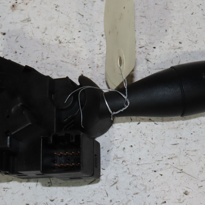 Commande clignotant occasion  Ford FIESTA V (JH_, JD_) 1.4 tdci (2001-2008) 5 portes   1356216  3