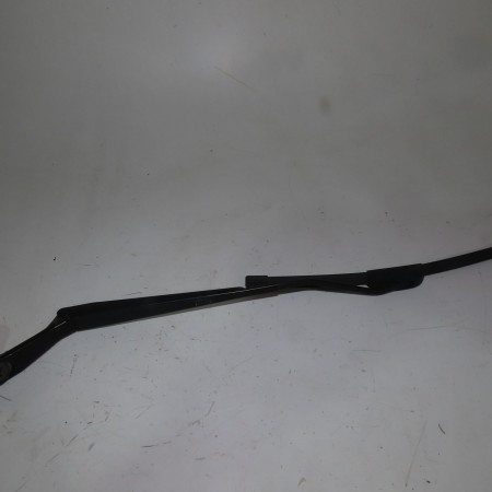 Bras essuie-glace avant droit occasion  Suzuki SWIFT IV (FZ, NZ) 1.2 (azh 412) (2010)   3831071L00 