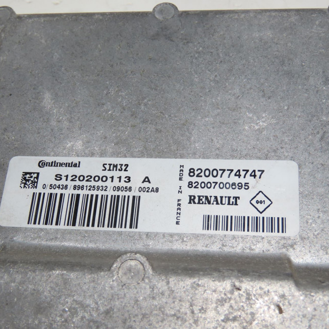 Calculateur moteur occasion  Renault TWINGO II (CN0_) 1.2 16v (cn0k, cn0v) (2007) 3 portes   8200774747  2