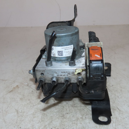 Unité hydraulique ABS occasion  Peugeot 3008 SUV (MC_, MR_, MJ_, M4_) 1.2 thp/ puretech 130 (mrhnsm, mrhnsu, mrhnsj, mrhnyw,... (2016)   9826694380 