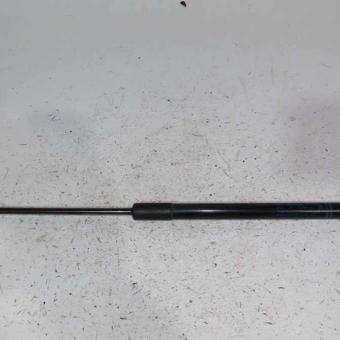 Verin gauche hayon occasion  Opel CORSA E (X15) 1.4 (08, 68) (2014)   39089133  1