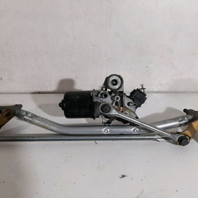 Moteur essuie-glace avant occasion  Citroën C3 I (FC_, FN_) 1.4 i (2002-2010) 5 portes   6401F4  2