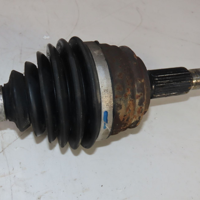 Transmission avant droite occasion  Peugeot 3008 SUV (MC_, MR_, MJ_, M4_) 1.2 thp/ puretech 130 (mrhnsm, mrhnsu, mrhnsj, mrhnyw,... (2016)   9806699880  3