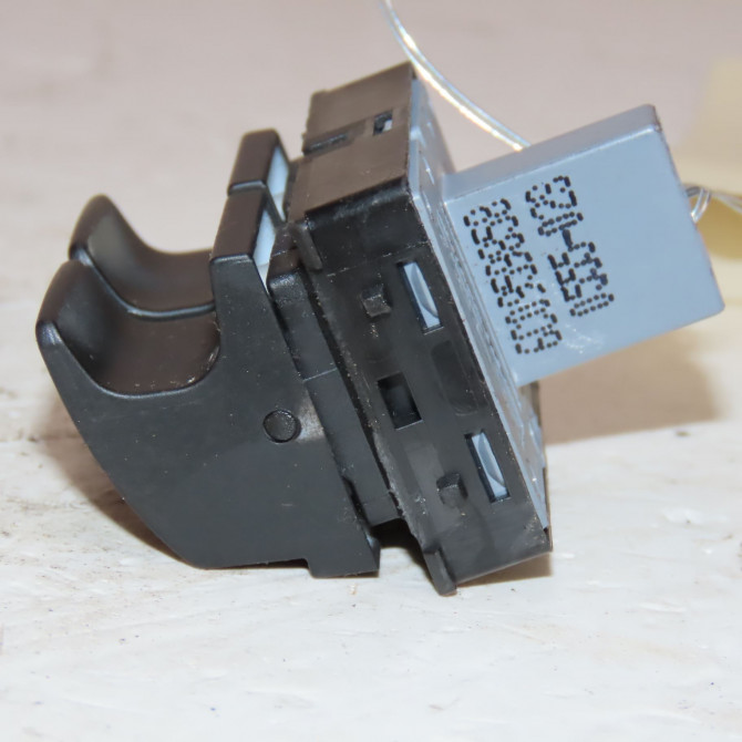 Commande lève-glace porte avant gauche occasion  Volkswagen vw POLO V (6R1, 6C1) 1.0 (2014)   6C0959858WHS  4