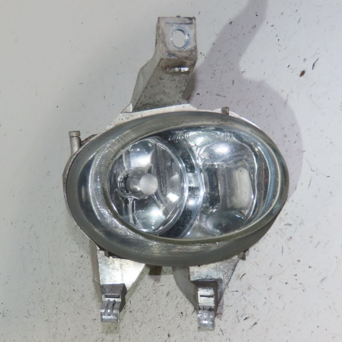Phare antibrouillard avant gauche occasion  Peugeot 206 3/5 portes (2A/C) 1.6 hdi 110 (2004-2007)   6204T2  1