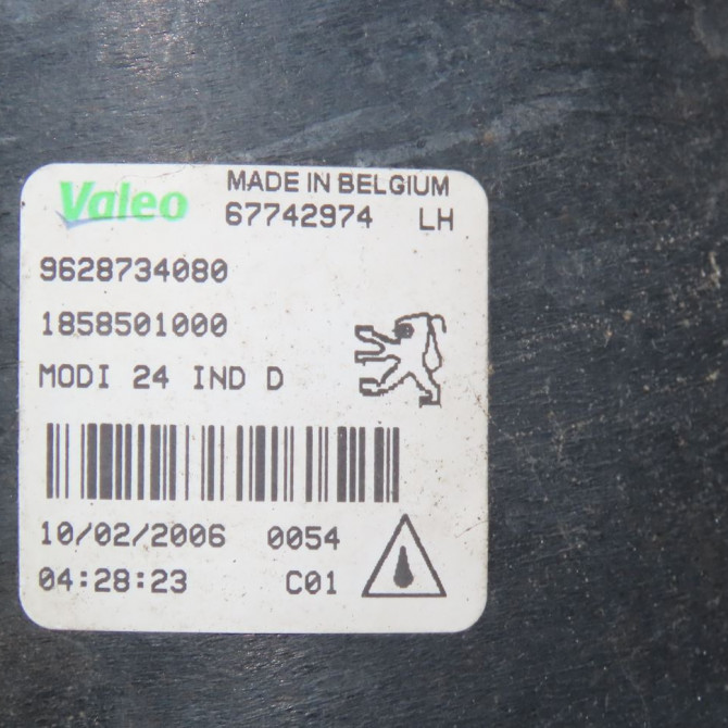 Phare antibrouillard avant gauche occasion  Peugeot 206 3/5 portes (2A/C) 1.4 hdi eco 70 (2001-2009) 5 portes   6204T2  2