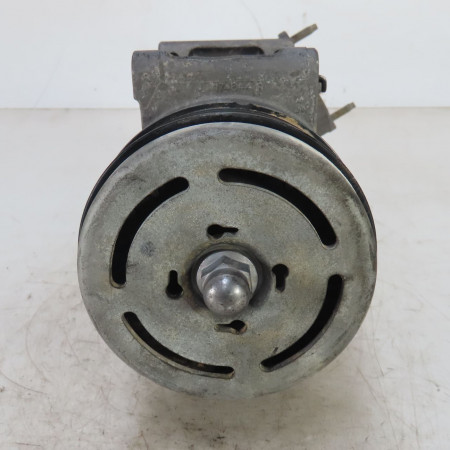 Compresseur air conditionne occasion  Peugeot 3008 SUV (MC_, MR_, MJ_, M4_) 1.2 thp/ puretech 130 (mrhnsm, mrhnsu, mrhnsj, mrhnyw,... (2016)   9827529180 