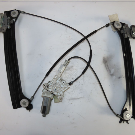 Mecanisme + moteur lève-glace avant droit occasion  Mercedes-benz CLK (C209) Clk 270 cdi (209.316) (2002-2009)   2097200846 
