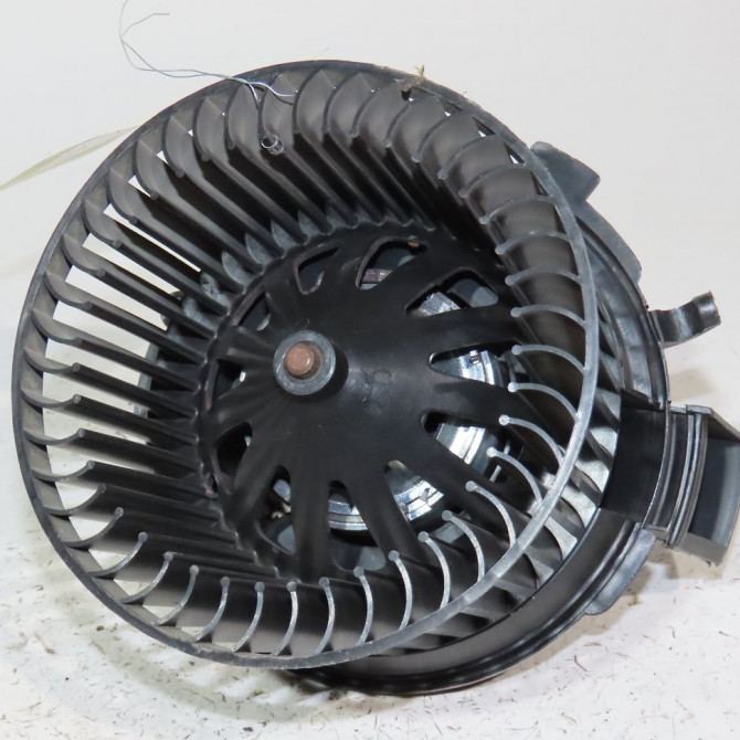 Moteur ventilateur chauffage occasion  Peugeot 206+ (2L_, 2M_) 1.4 i (2010-2013)   1606357480  1