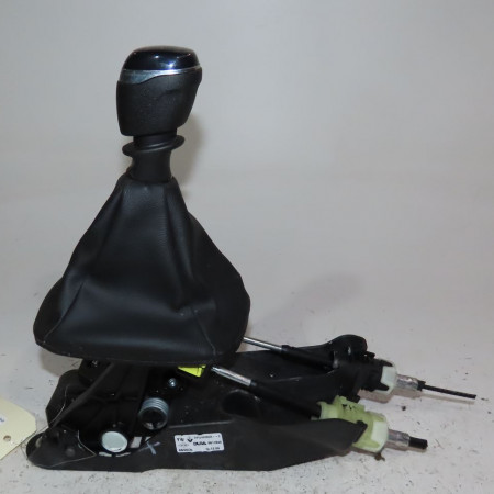 Levier de vitesses occasion  Renault MEGANE IV 3/5 portes (B9A/M/N_) 1.5 blue dci 115 (b9a6) (2018)   341042886R 