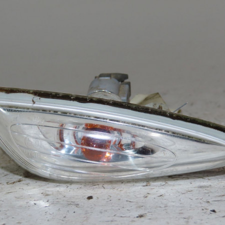 Répétiteur aile droite occasion  Kia CEE'D Sportswagon (JD) 1.4 crdi 90 (2012-2018)   92304A2000 